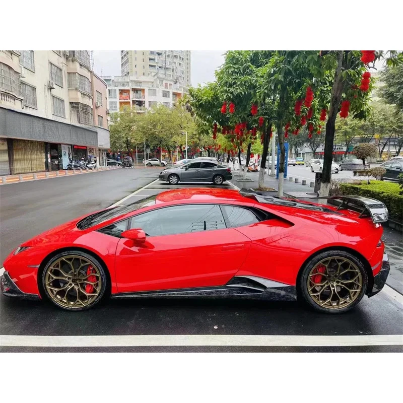 

High Quality Carbon Fiber Side Skirts for Huracan LP580 LP610
