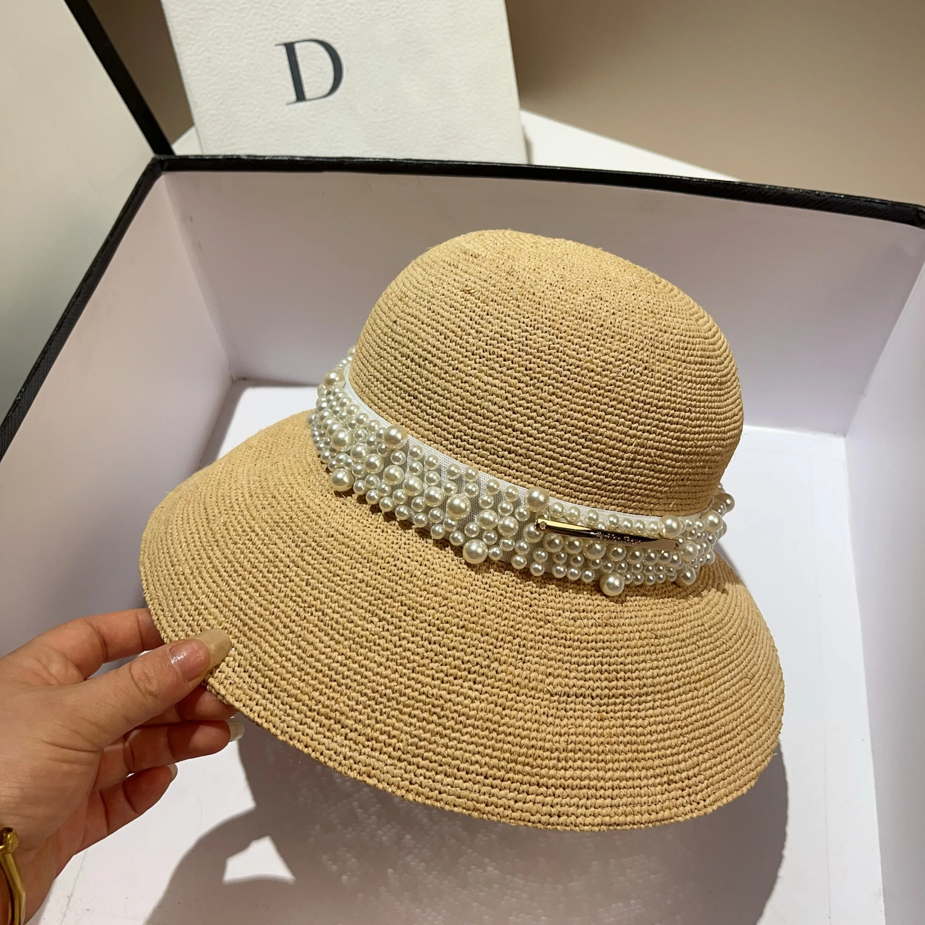 High quality natural raffia straw hat for outdoor shading and sun protection pearl woven ribbon straw hat for summer beach tourm