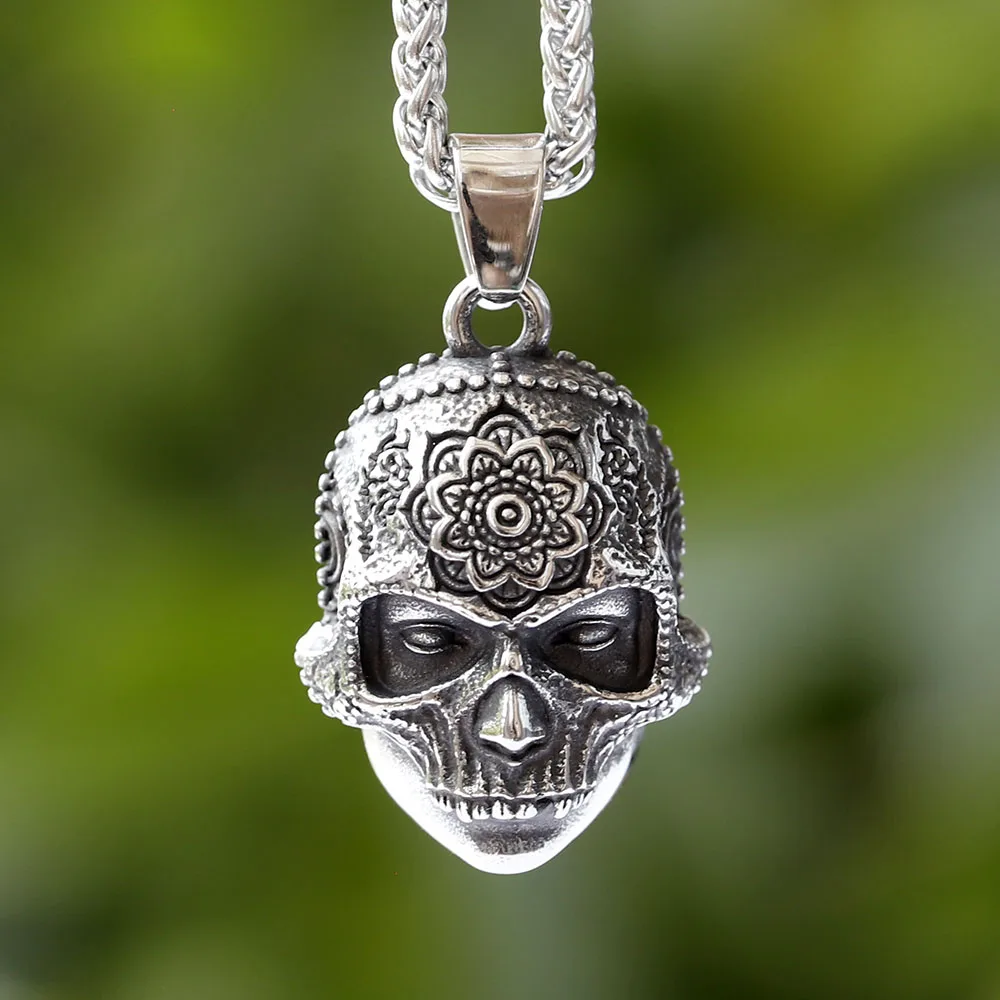 Punk Rock 2024 New Vintage Stainless Steel Skull Head And Pattern Necklace For Men Gothic Chain Biker Jewelry Party Gift