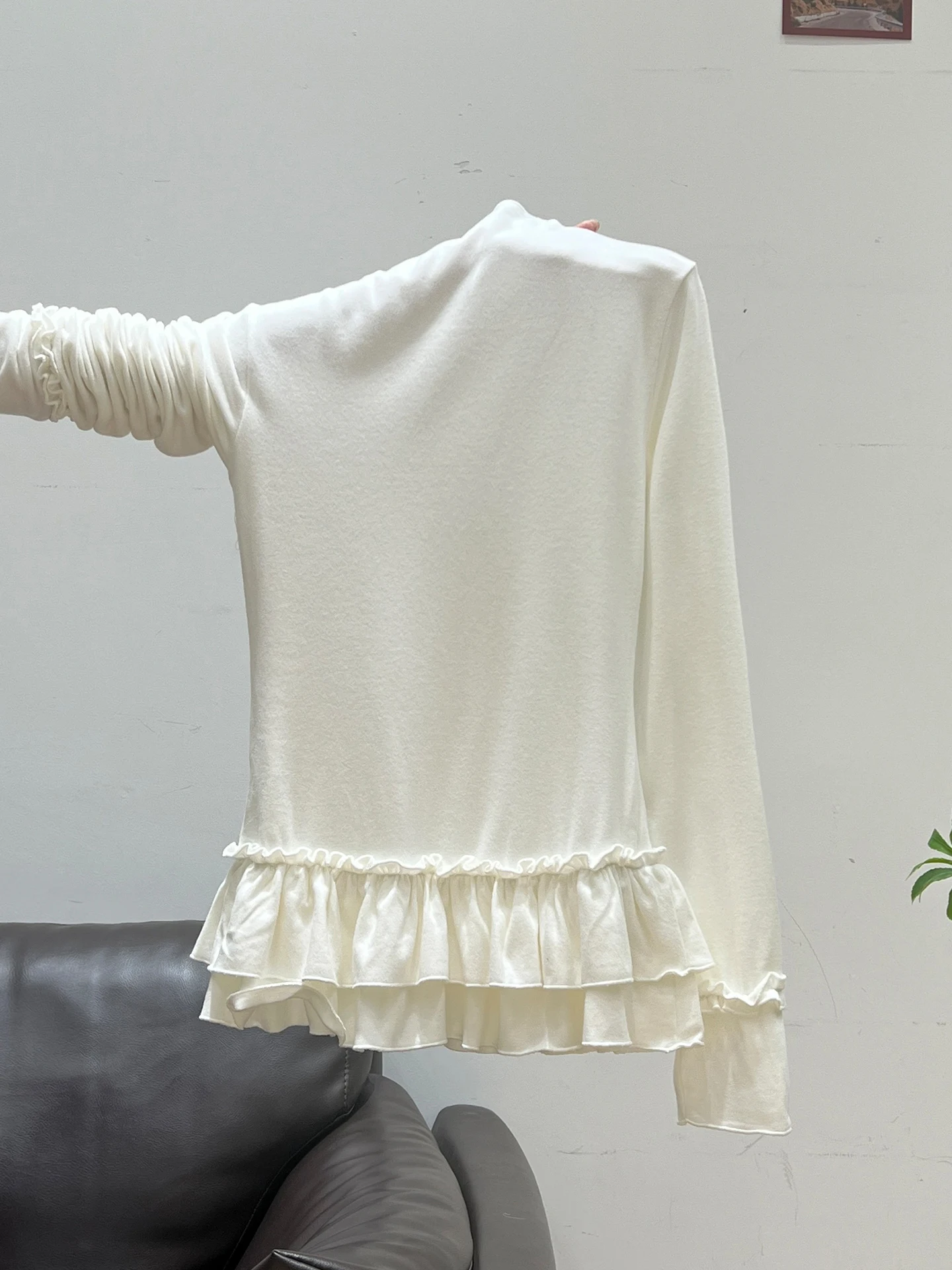 白-長袖-ハーフハイカラー-tシャツ-レディース-ベースレイヤーシャツ-インナー-バレエ風トップス-肌に優しい-通気性