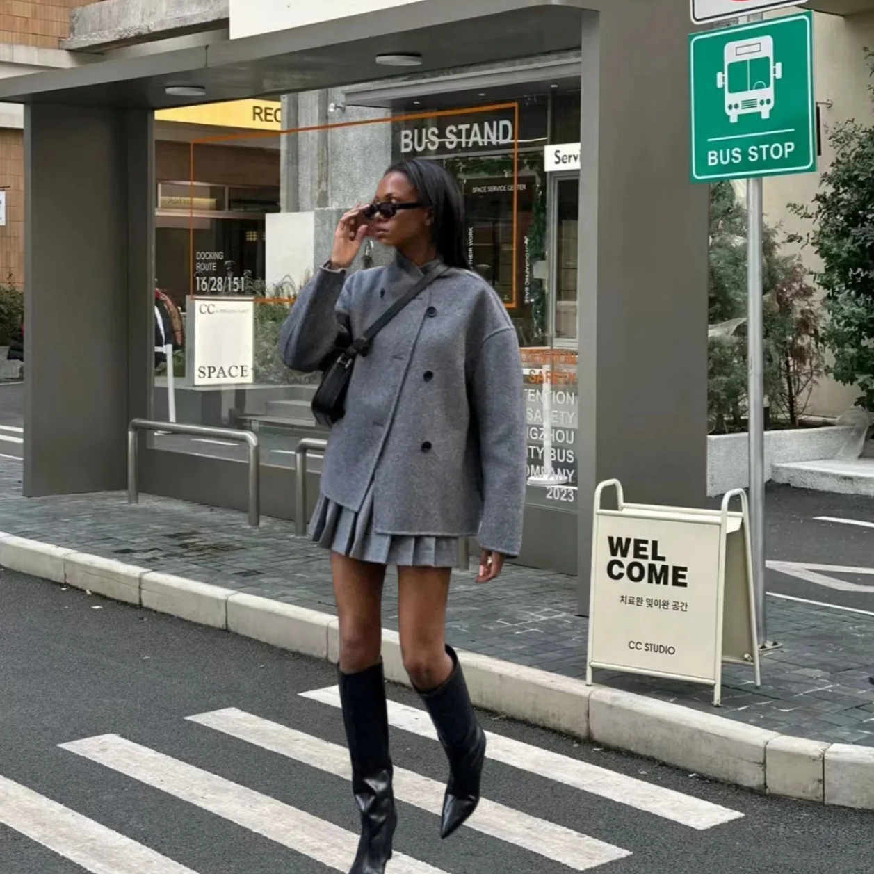 

Двубортное шерстяное пальто с V-образным вырезом, городской стиль, однотонное, свободный крой, женское, модное, осеннее, ветрозащитное, с длинными рукавами