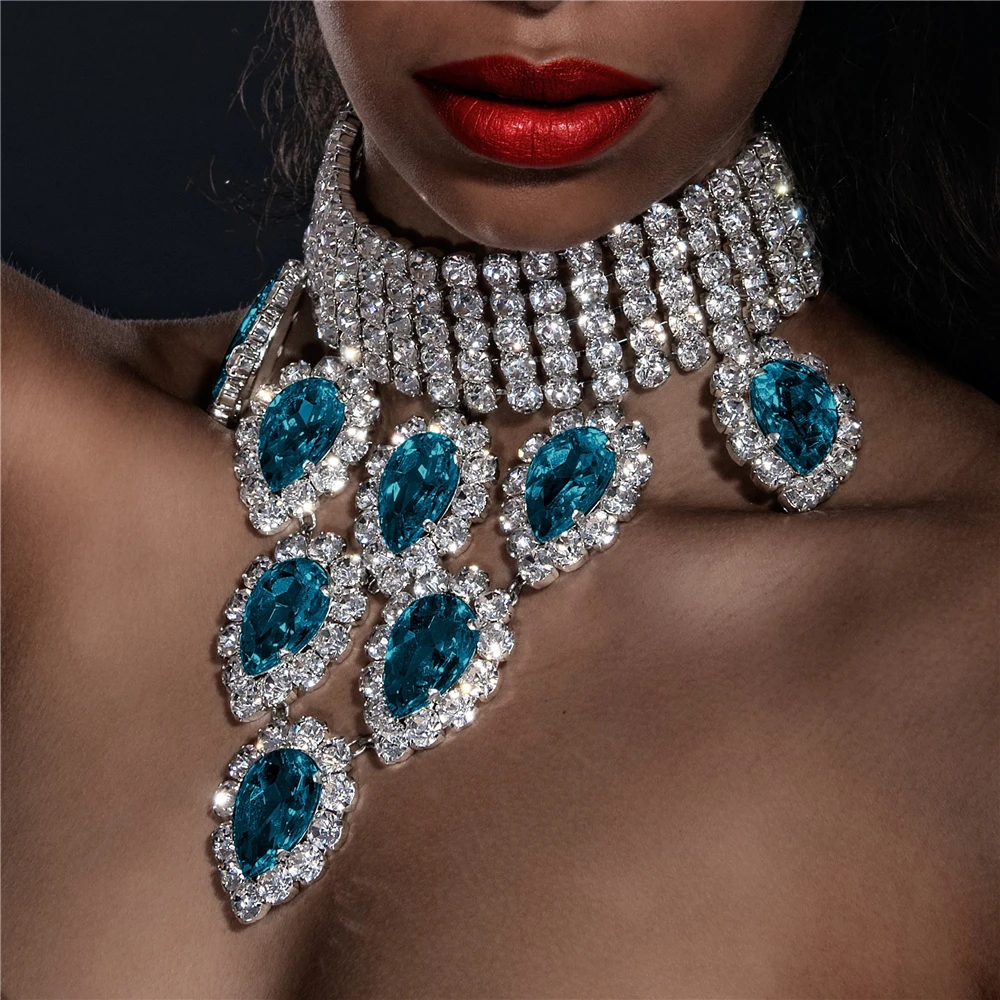 

INS Fashion Blue Large Crystal Pendant Necklace Boho Ladies Sexy Shiny Crystal Clavicle Chain Necklace Exquisite Jewelry Gift