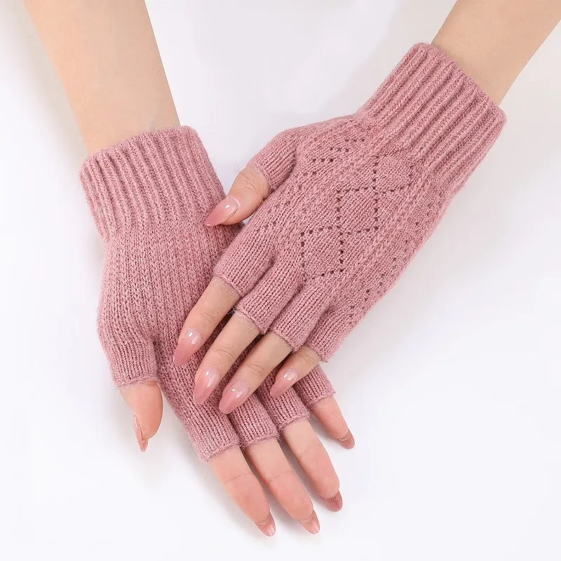 Premium G672 Diamond Pattern Hollow Knitted Wool Finger Arm Sleeve Wrist Guard for Women Autumn Winter Warm Fashion Soft
