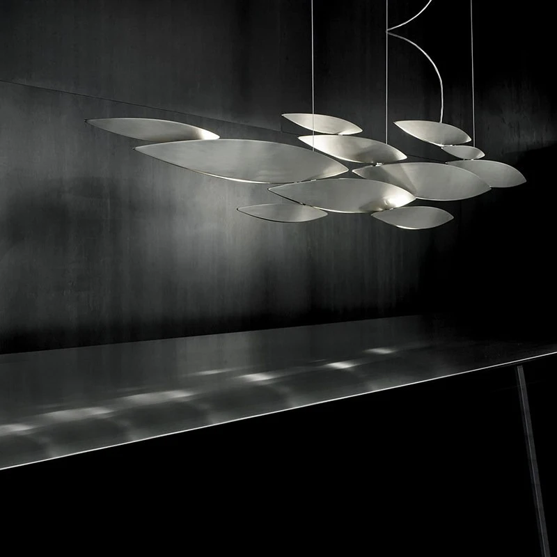 Modern Linear Leaf Chandelier Brushed Gold Layered Overlapping Pendant Light Abstract Floating Sculptural LED Hanging Lamp