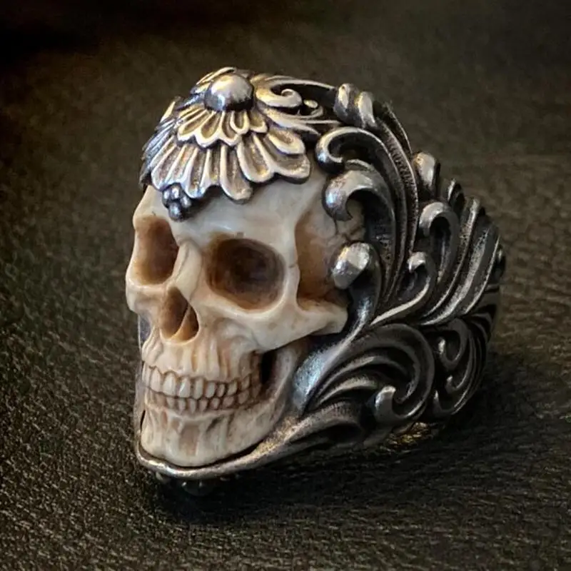 Vintage Wearable metal Skull Ring Skull Silver Plated Skeleton Dazzling Antlers Bully Men's Ring Halloween And Daily Accessories