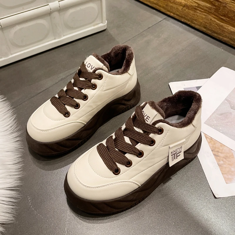 

Thick soled women's bread shoes 2025 new versatile soft soled casual shoes board shoes with plush cotton shoes