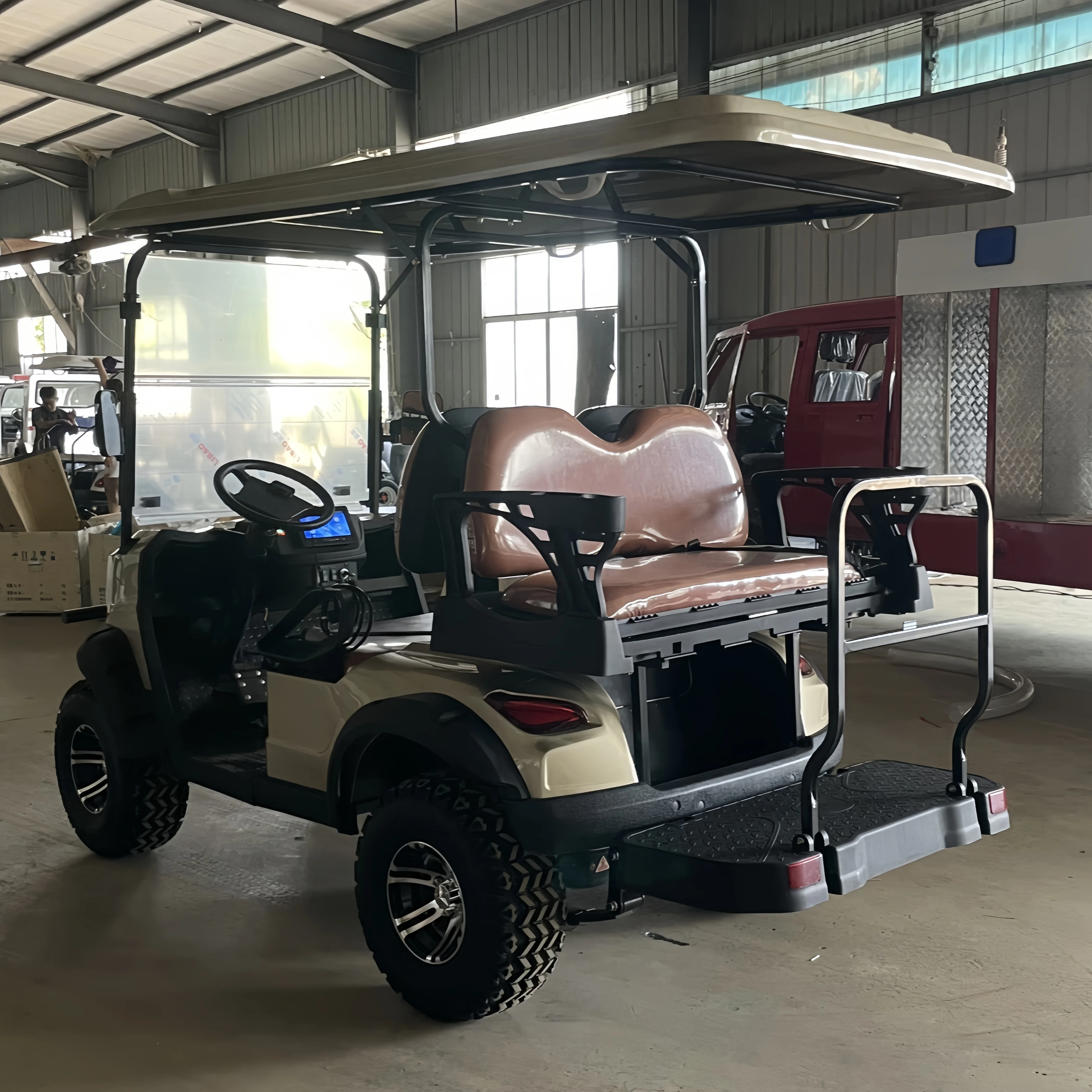 lHigh Performance China Factory 4 Seater Fast Single Electr Club Car Good Prices Electric Golf Cart