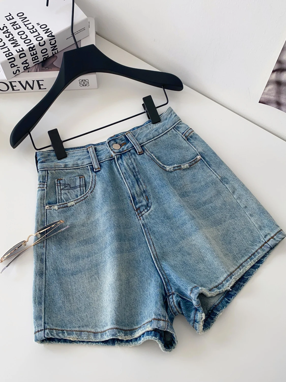 

Korean Sle Casual High Waist Wide Leg Jeans orts Women Summer Vintage Waed Slimming Hot Pants Zipper Closure Loose Fit