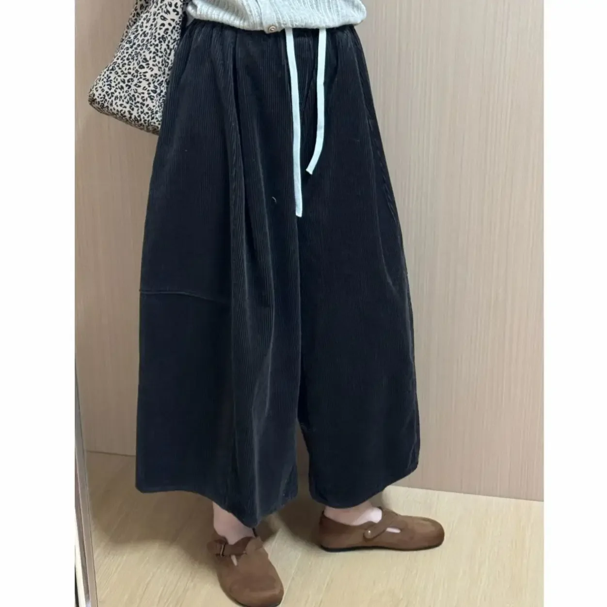 Modne luźne spodnie slim na rok 2025, uniwersalne, eleganckie, proste spodnie dresowe dla kobiet do biura, elastyczna talia, koreański szyk, świeże spodnie.