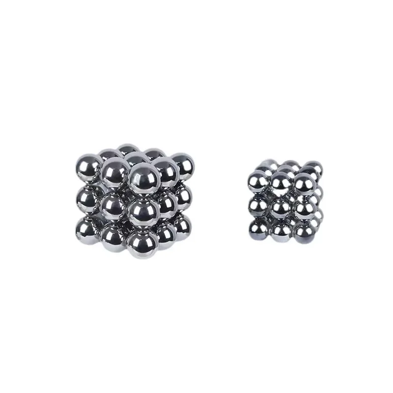 Modern light luxury creative geometry, crystal Rubik's cube crystal ornament, model room club decoration ornament
