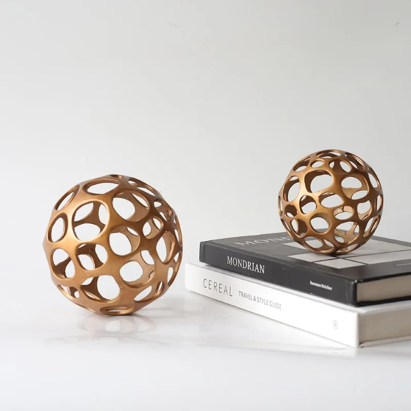 Metal Home Crafts Villa Sample Room Soft Decoration Alloy Ball Study Living Room Modern Simple Decoration Ornament