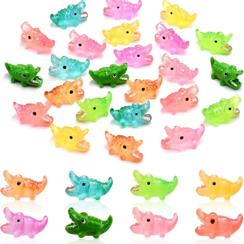30/50pc Mini Crocodile Animals Luminous Mini Resin Animals for Dollhouse Micro Fairy Garden Landscape Aquarium Birthday Decor