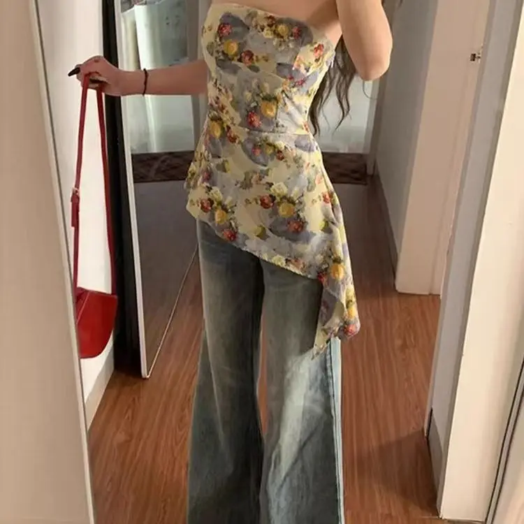 

2025 New Style V-Neck Women's Strapless Top with One-Sleeve Base Chic Girl Sleeveless Top for Summer Outerwear edgy clothes y2k