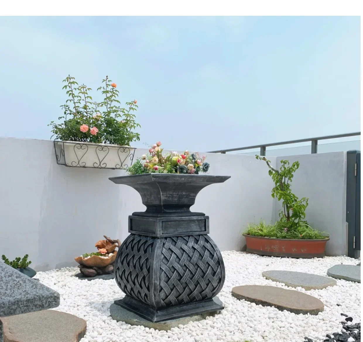 GRP Flowerpot Multi-Function Flower Device Black Large European-Style Garden Planting and Storage