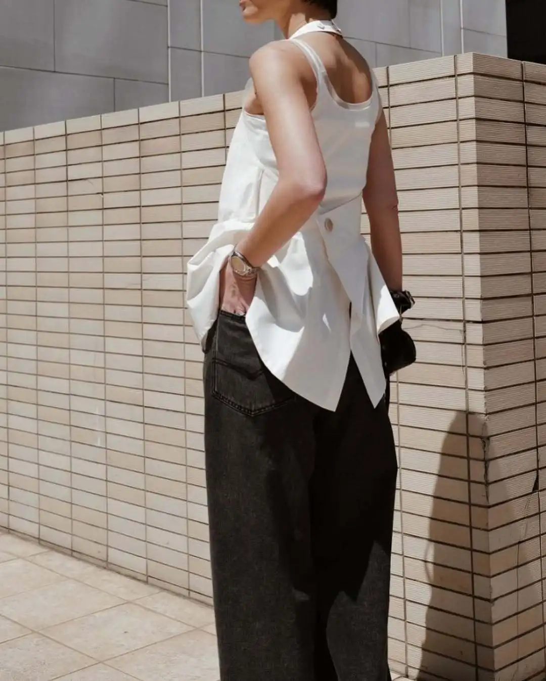 

Gagarich Summer New Japanese Style Simple Fashion Retro Hanging Neck Vest Top Slimming Comfortable Breathable Vest Women