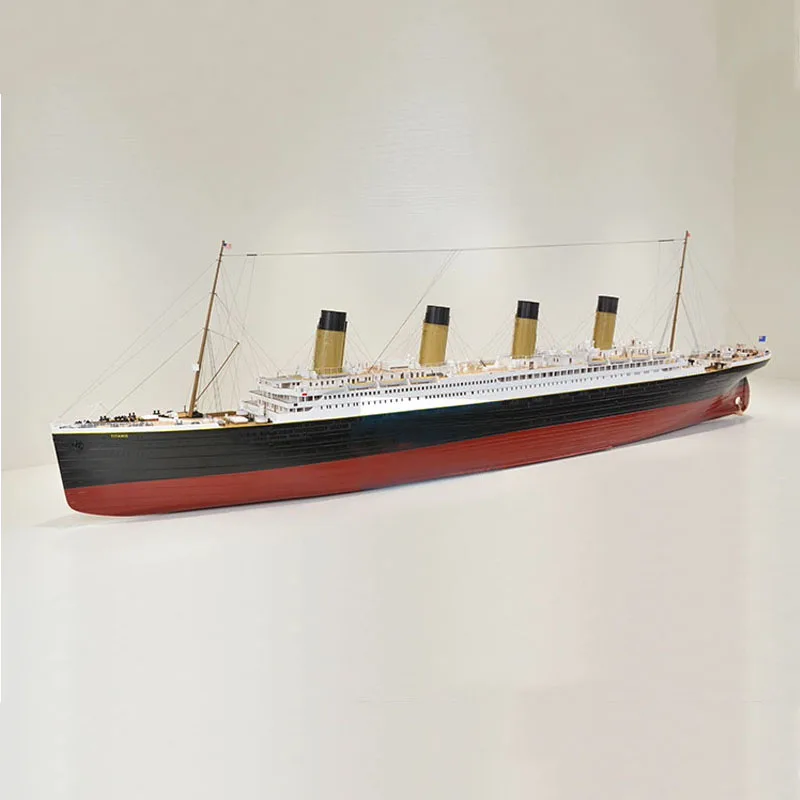 1/150 Titanic Gotowy model morskiego statku wycieczkowego Zdalnie sterowany model łodzi Zabawka Prezent RC Merchant Ship Gotowy statek symulacyjny