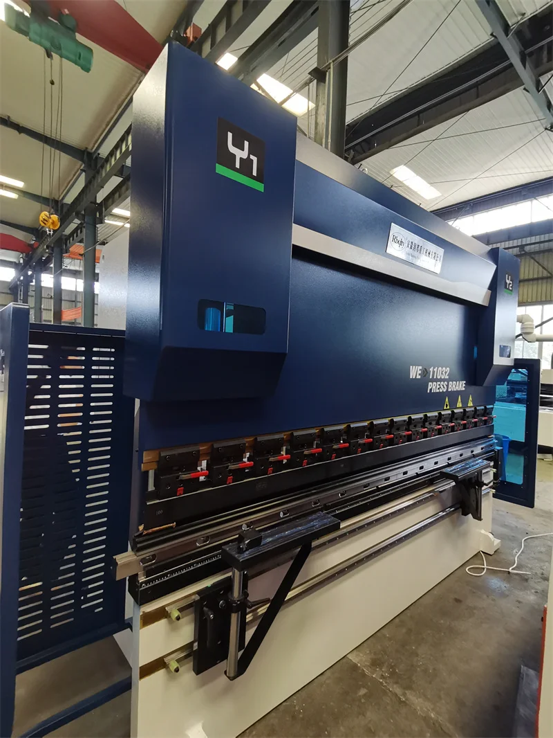 High Quality CT8 Controller Cnc Folding Machine 110 Ton 3200mm Press Brake