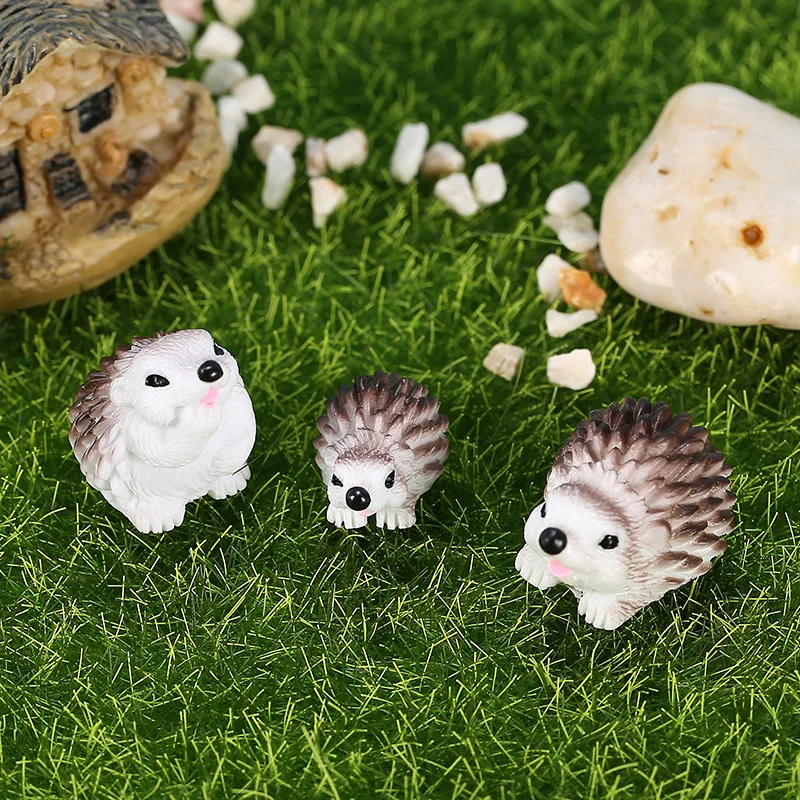 

3pcs Cute Resin Hedgehogs Miniatures, Fairy Garden Home Desk Ornament Accessories, Moss Micro Landscape DIY Craft Decoration