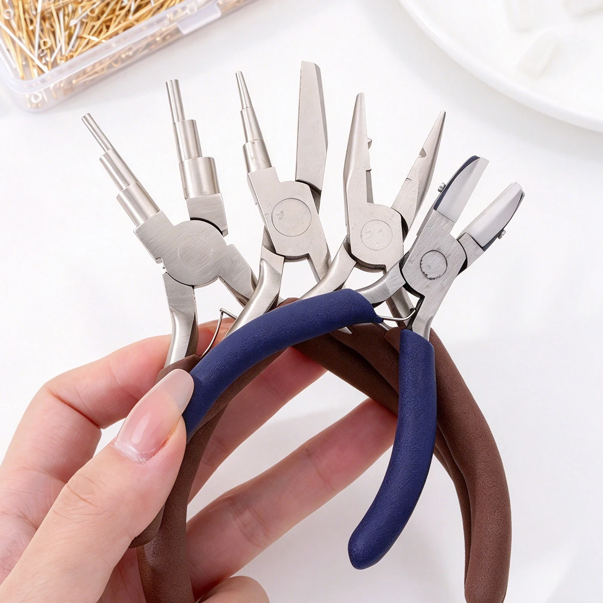 1pc Professional Jewelry Pliers Beading Pliers Jewelry Repair Pliers Wire Wrapping Tool Craft Supplies for Jewelry Making