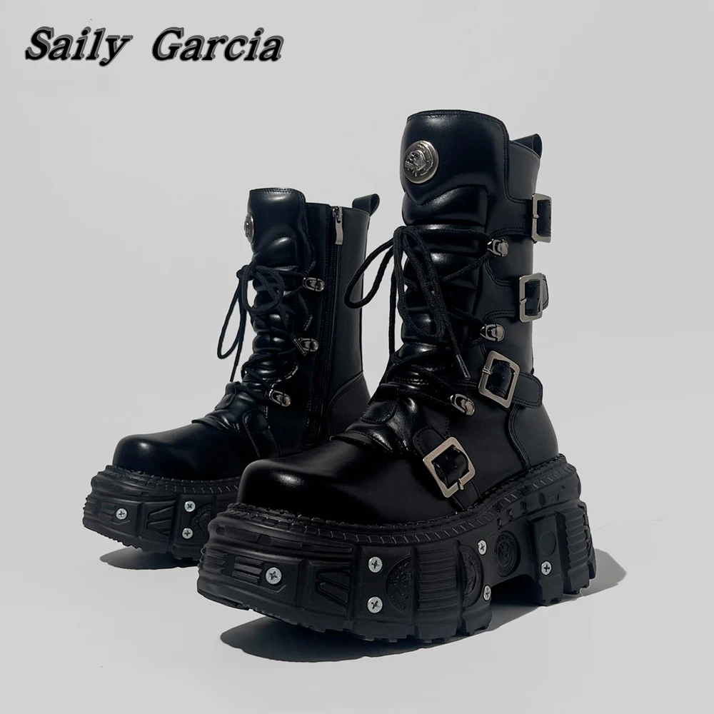 Botas femininas de motocicleta com renda, sapato preto fosco, estilo punk de microfibra, toe redondo, decoração de metal, novo, 2024