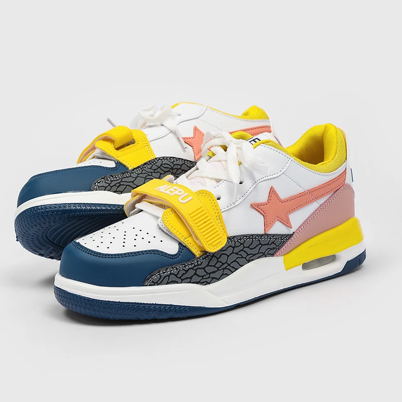 

Men's Sneakers 2025 New Thick-Soled Height-Increasing Versatile Trendy Casual Meteor Board Shoes