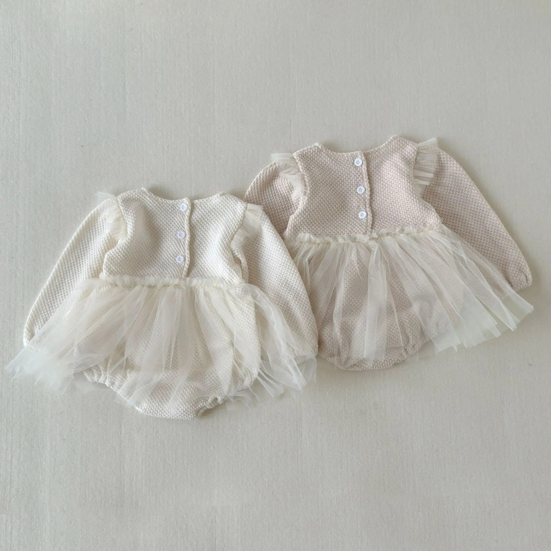 Autumn and winter new baby girl princess lace thickened dress, baby mesh fluffy skirt, bag fart skirt