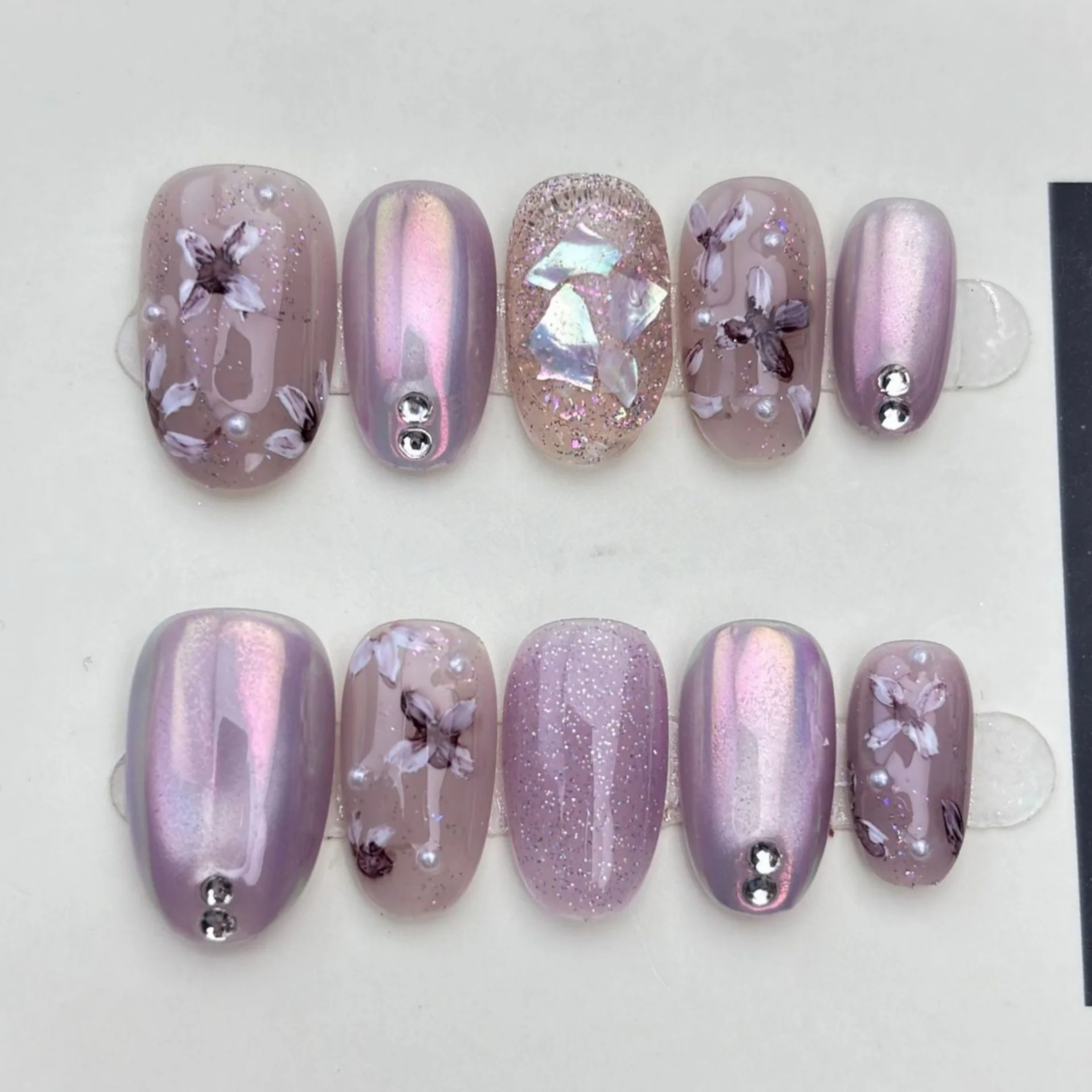 10pcs Glitter Pink Handmade False Nails Sets Reusable Flower Purple Fake Nail Tips Diamond Cat's Eye Short Oval Press on Nails