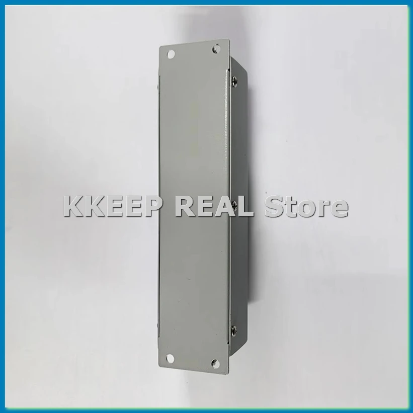 

RA-1728A Высокочастотный аттенюатор 0-82 дБ с переменным/ступенчатым аттенюатором 50 Ом для любителей радиопередатчика-A23U