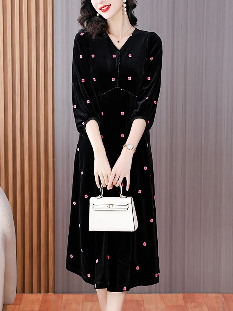 Korean Vintage Black Velvet Embroidery Polka Dot Long Dress Women Autumn Winter Elegant Luxury Dress 2024 Fashon Evening Dresses