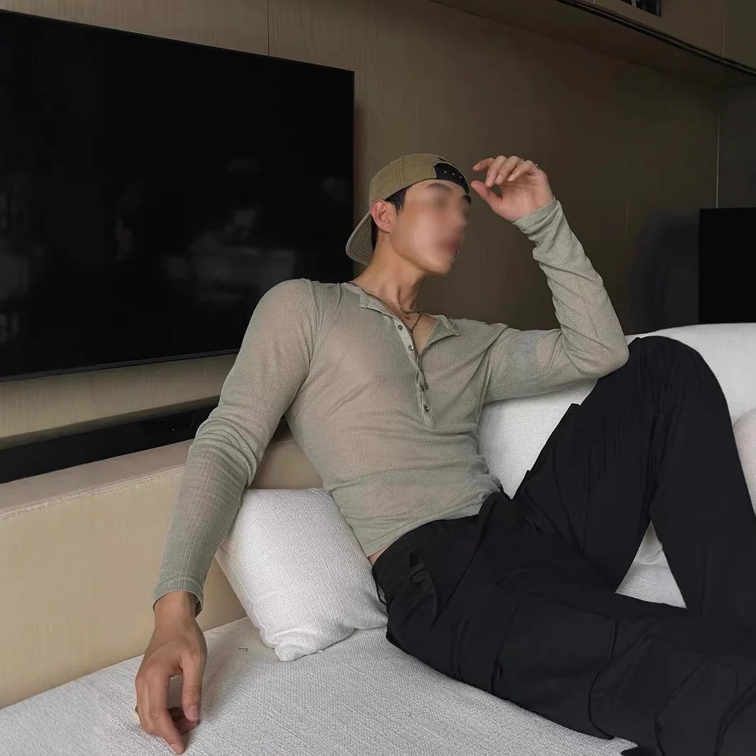 

Emerald green deep v-neck perspective long-sleeved T-shirt men's ascetic slim tulle blouse lazy inner Henry collar top
