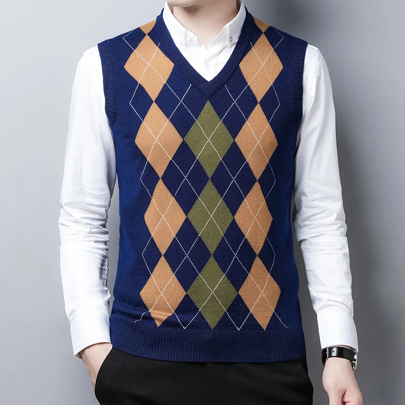 Mens Cashmere Wool Vest 2024 Autumn Fashion Plaid Sleeveless Sweater Tops Casual V-Neck Male Argyle Knit Waistcoat Pullovers