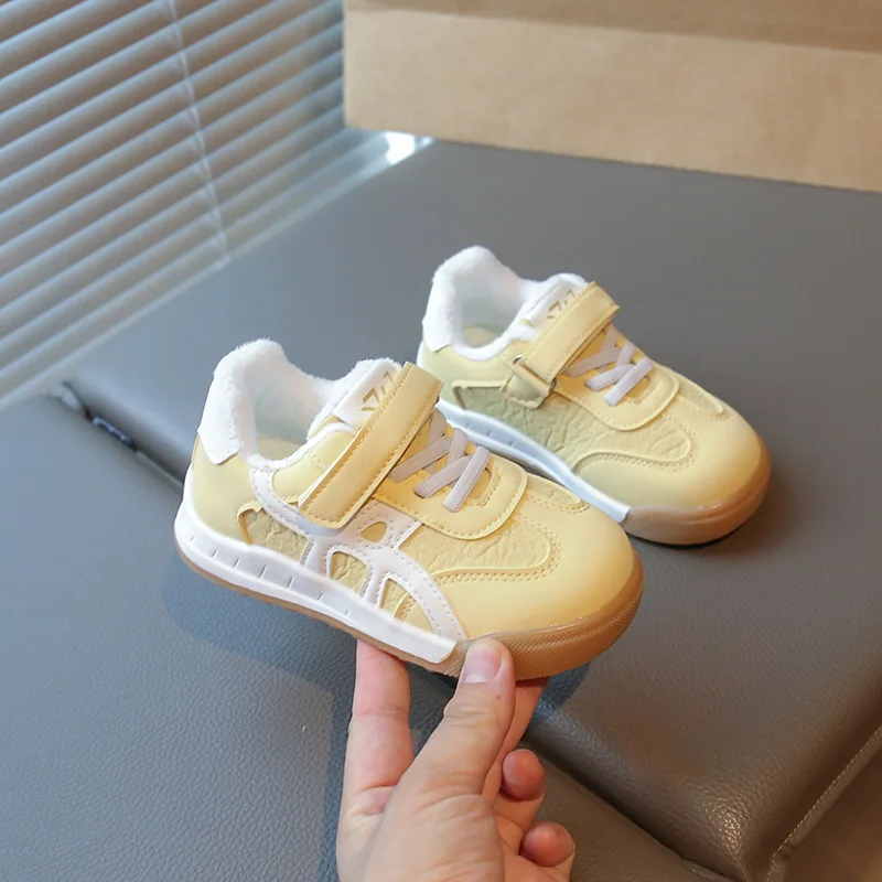 Patchwork PU Kinder Turnschuhe Kurze Plüsch Haken Schleife Sport Schuhe Für Jungen Mädchen Winter Warme Weiche Kleinkind Kinder Casual Schuhe