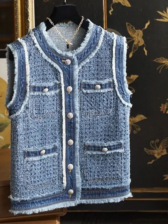 

Ladies' Retro Hook-Embroidered Frayed Denim Vest Spring Autumn 2026 Luxury Lightweight Commute Sle round Ne Button Closure