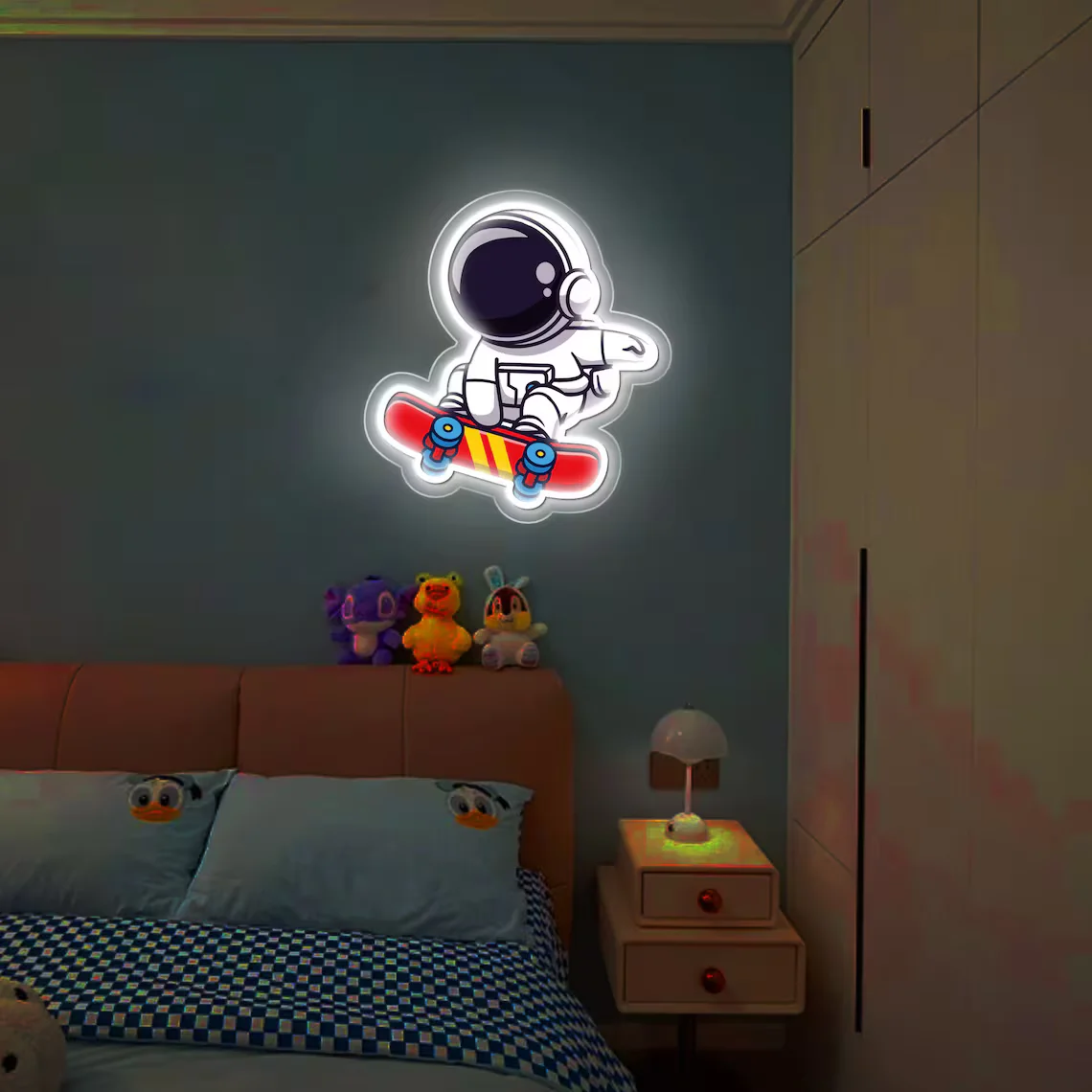 Ice Cream Astronaut Neon Sign Wall Decor Space-Themed Artwork, Perfect for Business Logos Space Decor