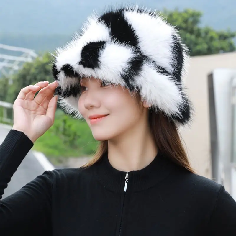 2024 luxus Flauschigen Faux Pelz Eimer Hut Frauen Imitation Pelz Warme Kaninchen Pelz Kappe Russische Frauen Panama Fischer Hut Bob Großhandel – Detail 10