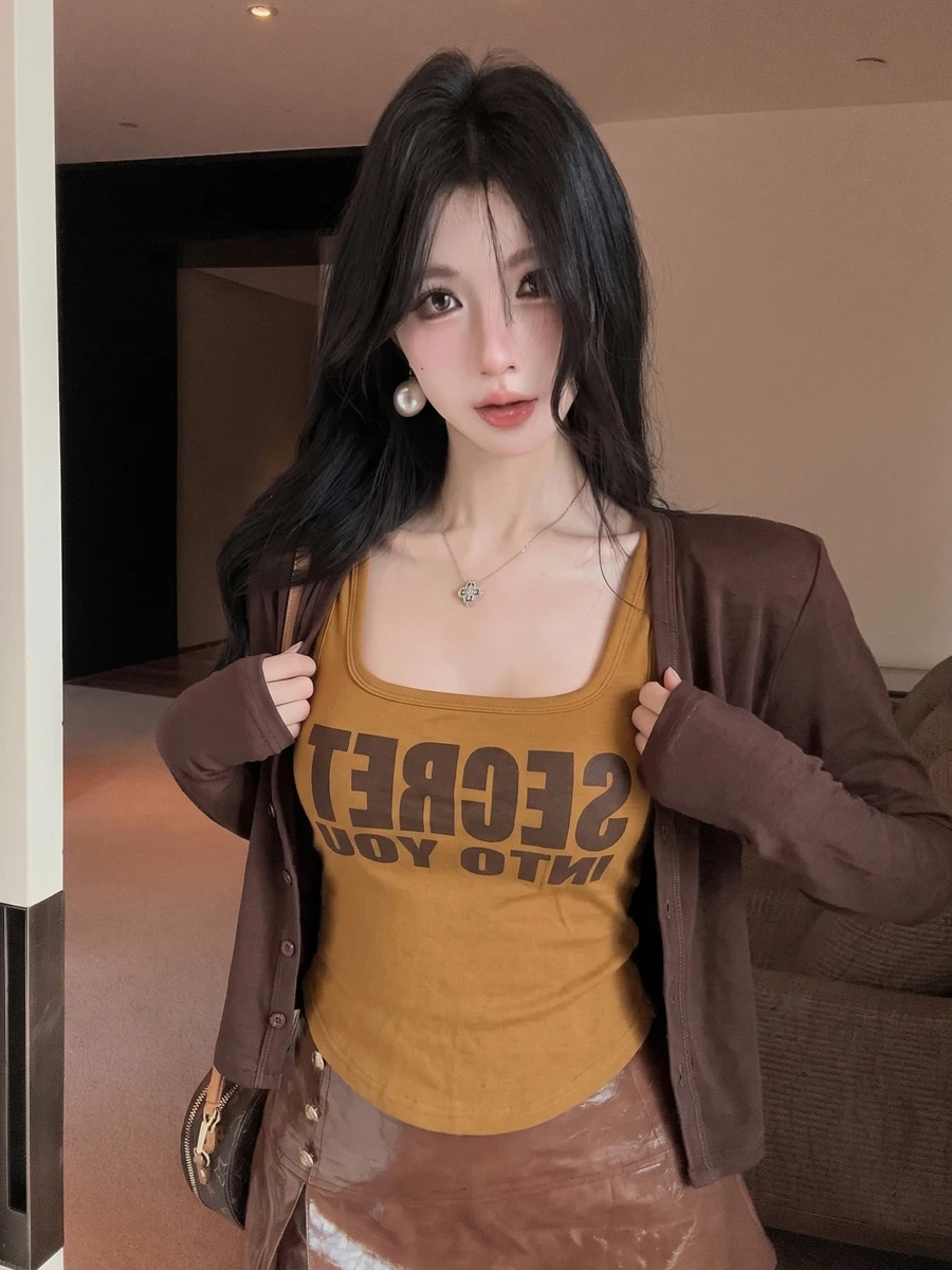 American Retro Printed Pad Letter Women's Slim Fit Tank Top Waist Cinched Cardigan Two-Piece Set Fashionable Versatile Short ...