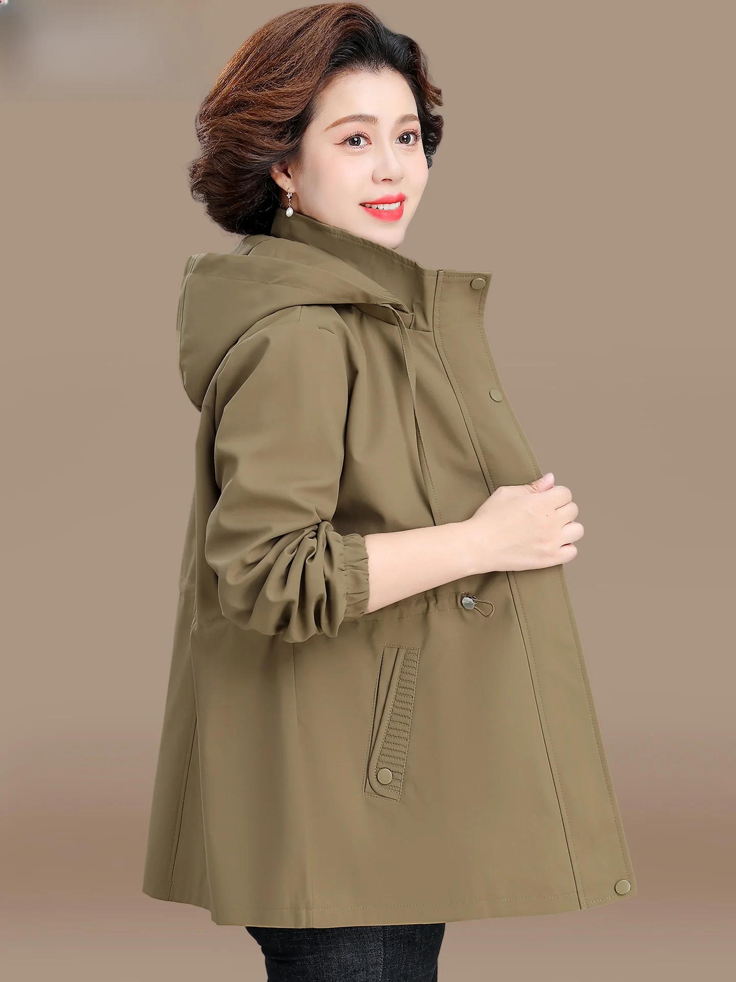 

Модная женская куртка средней длины на весну-осень, повседневная, свободного кроя, ветрозащитная, из полиэфирного волокна, с прямым подолом, на молнии