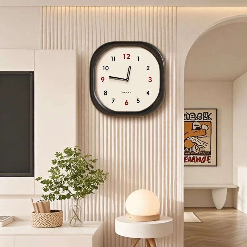 

Cream Style Living Room Wall Clock, Luxury Modern Wall-Mounted Timepiece, Creative Minimalist Home Decor Clock