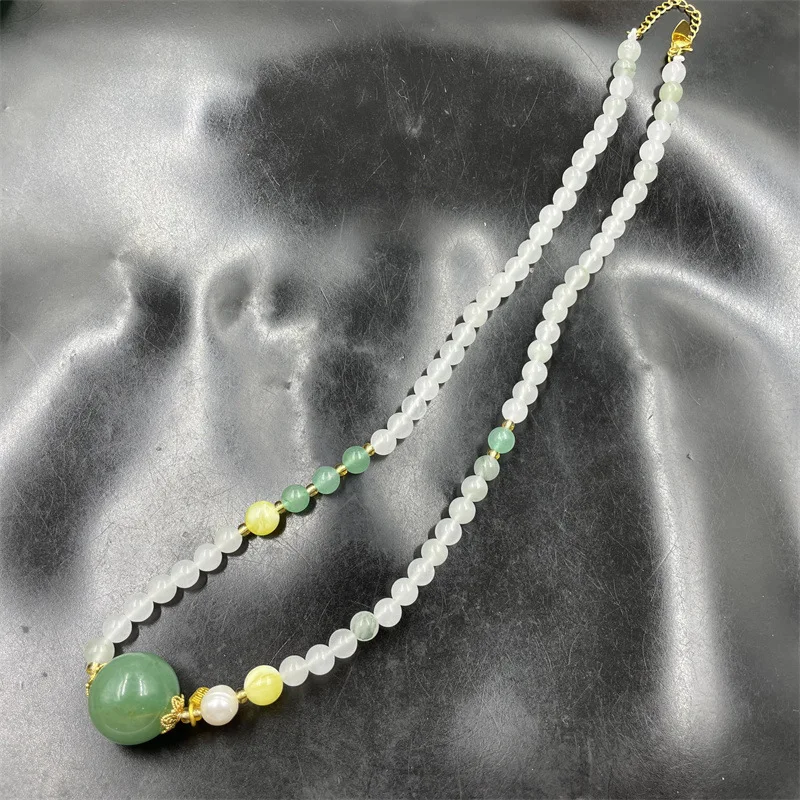 White Background Green Tian Mountain Round Tower Women's Gold Silk Jade Necklace Lucky Bead Clavicle Chain