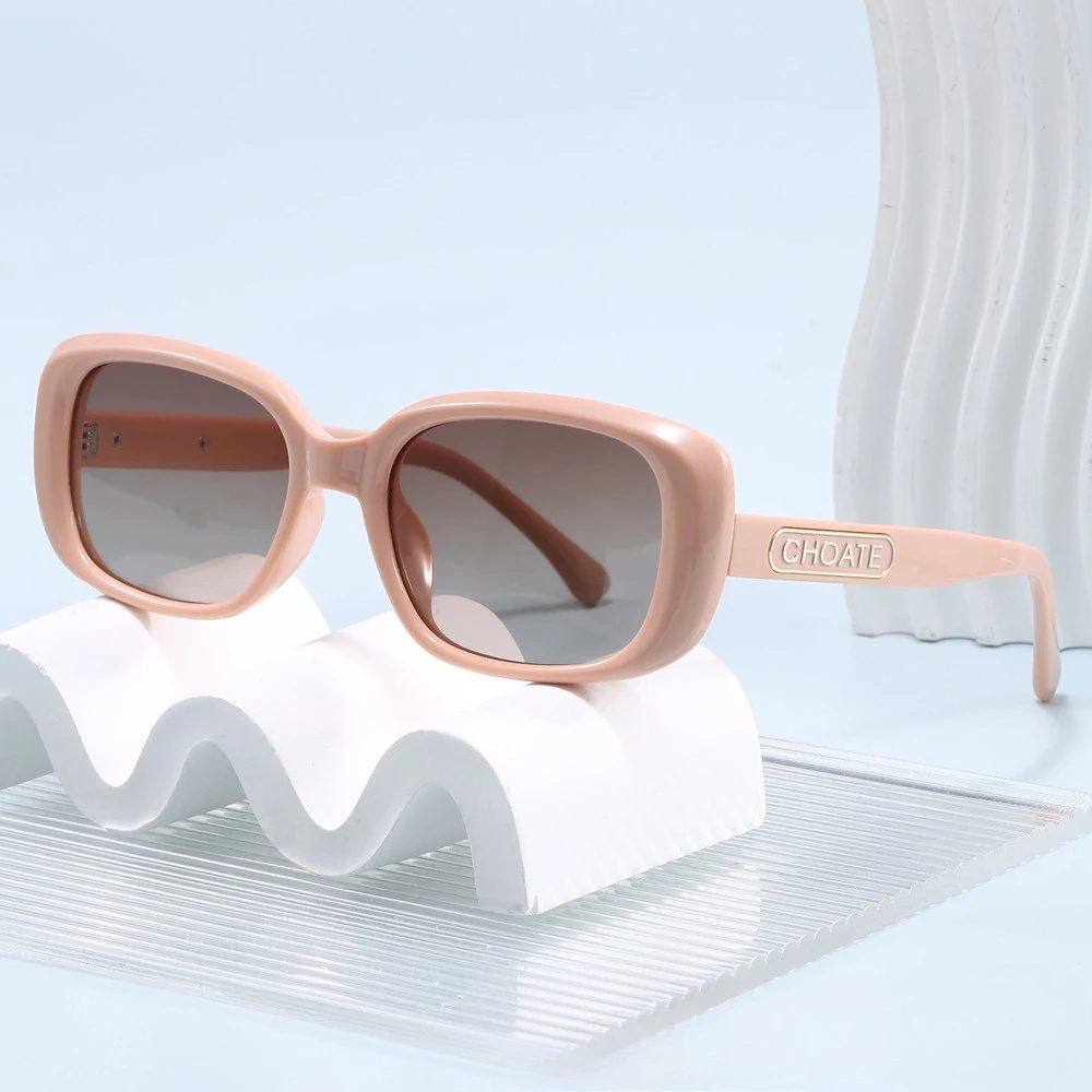 

2025 Retro Square Polarized Sunglasses - Trendy UV400 Protection European American Fashion Glasses Modern Personalized Chic