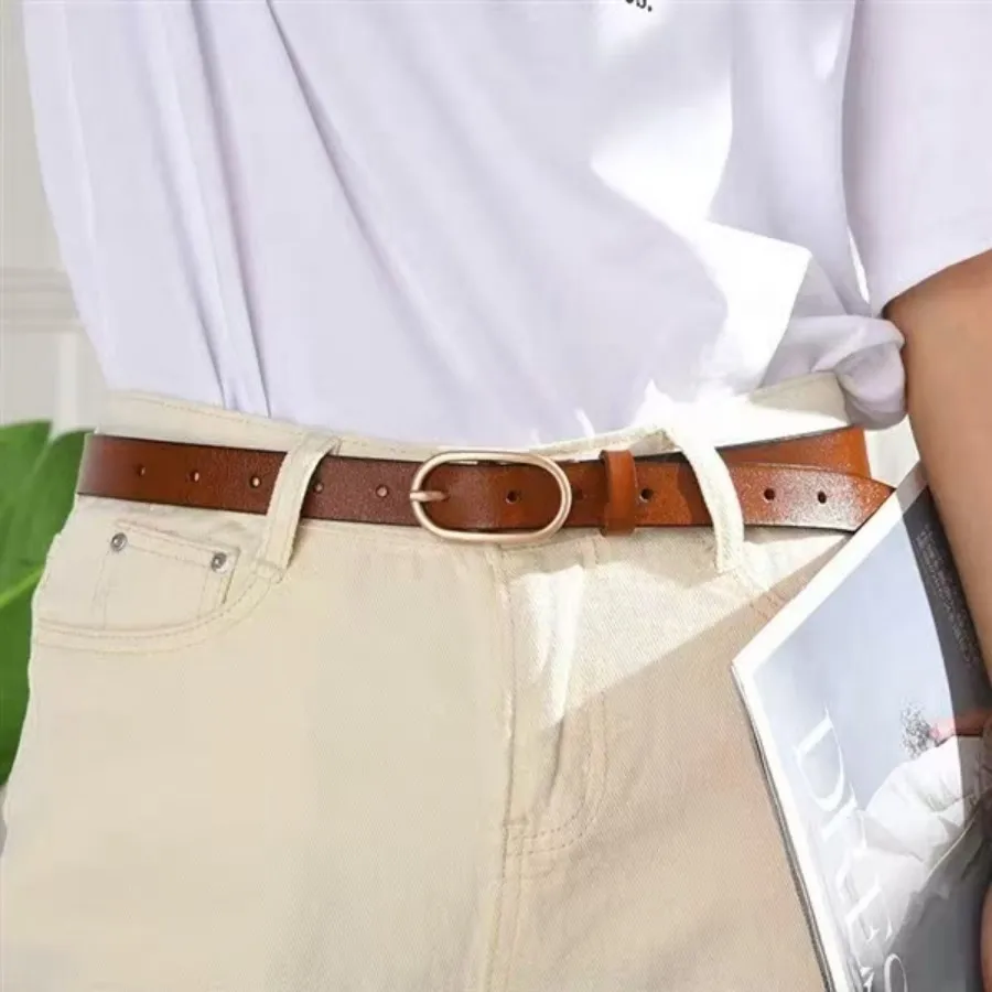 A set of 3 thin waist belts with a simple oval golden buckle, which are versatile.