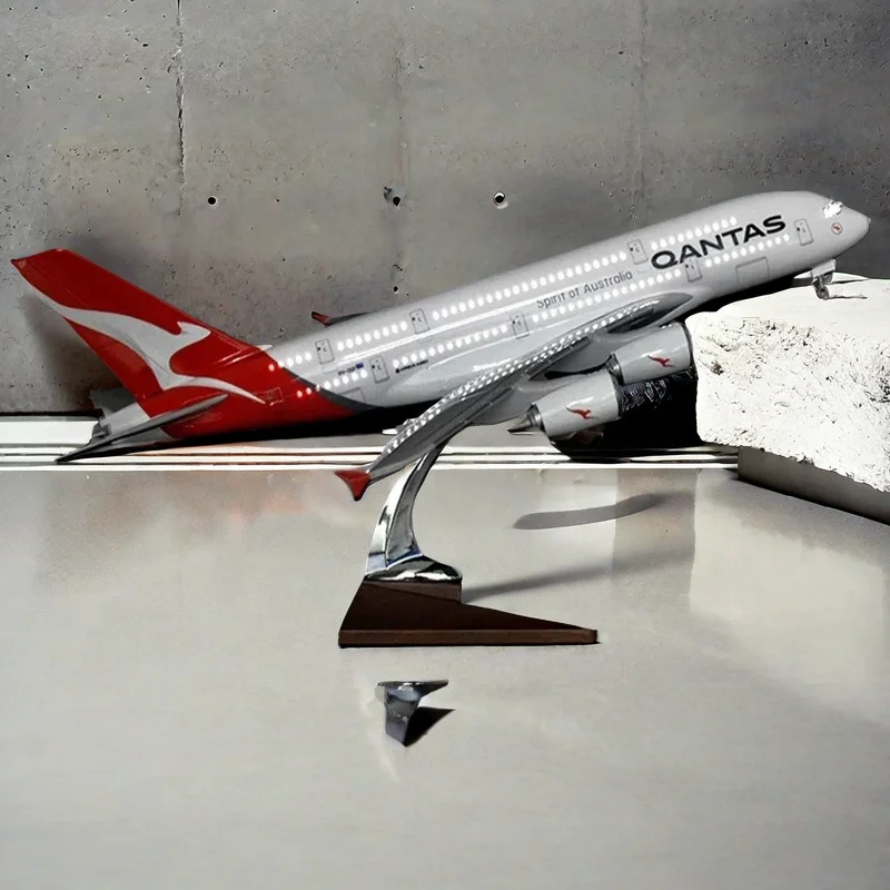 Diecast Resin 1/160 Scale 46cm A380 Air Bus Passenger Aircraft Australia Airplane Model Qantas Airways with Cabin Lights Gift