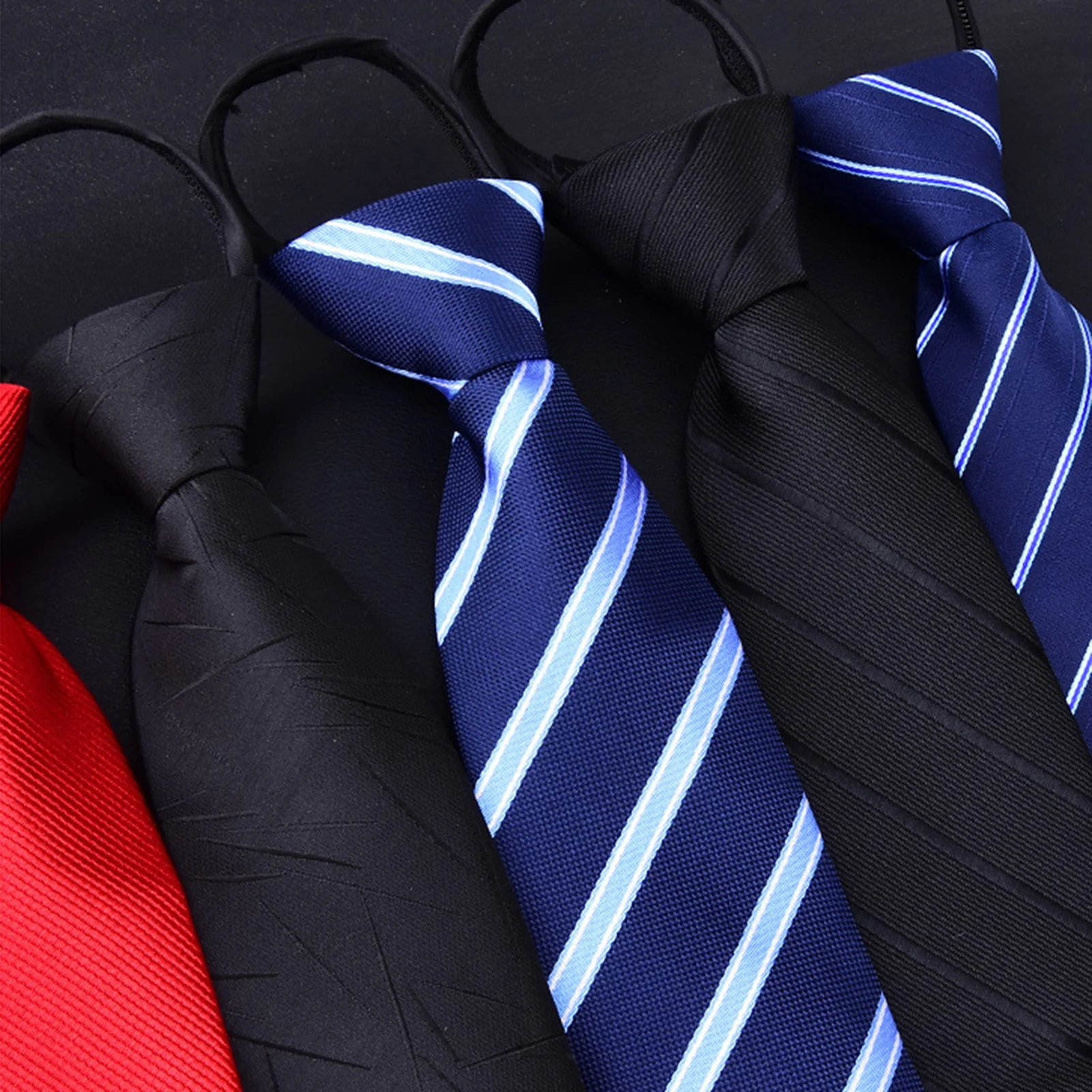 zippered Tie for men 8CM Pre-Tied Easy Pull No Knot Design Ties for Business and Weddings Red Black Striped Polyester Formal