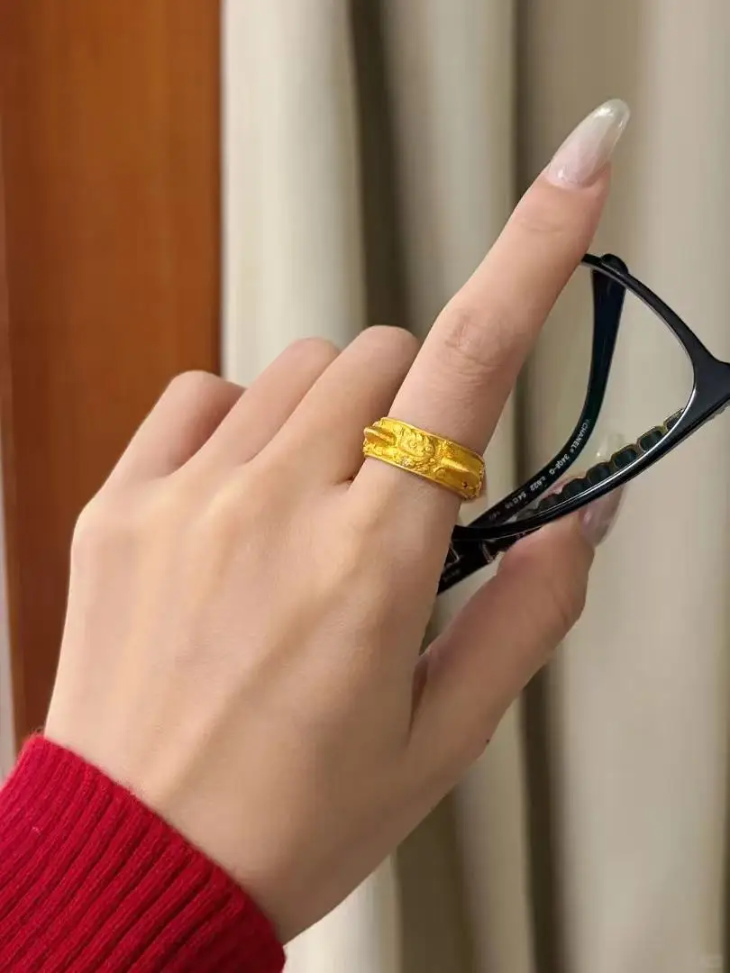 9999 Gold Cat Cat Ring - Bold Engraved Lady's Ring - Cute and Sophisticated Open Style Finger Ring