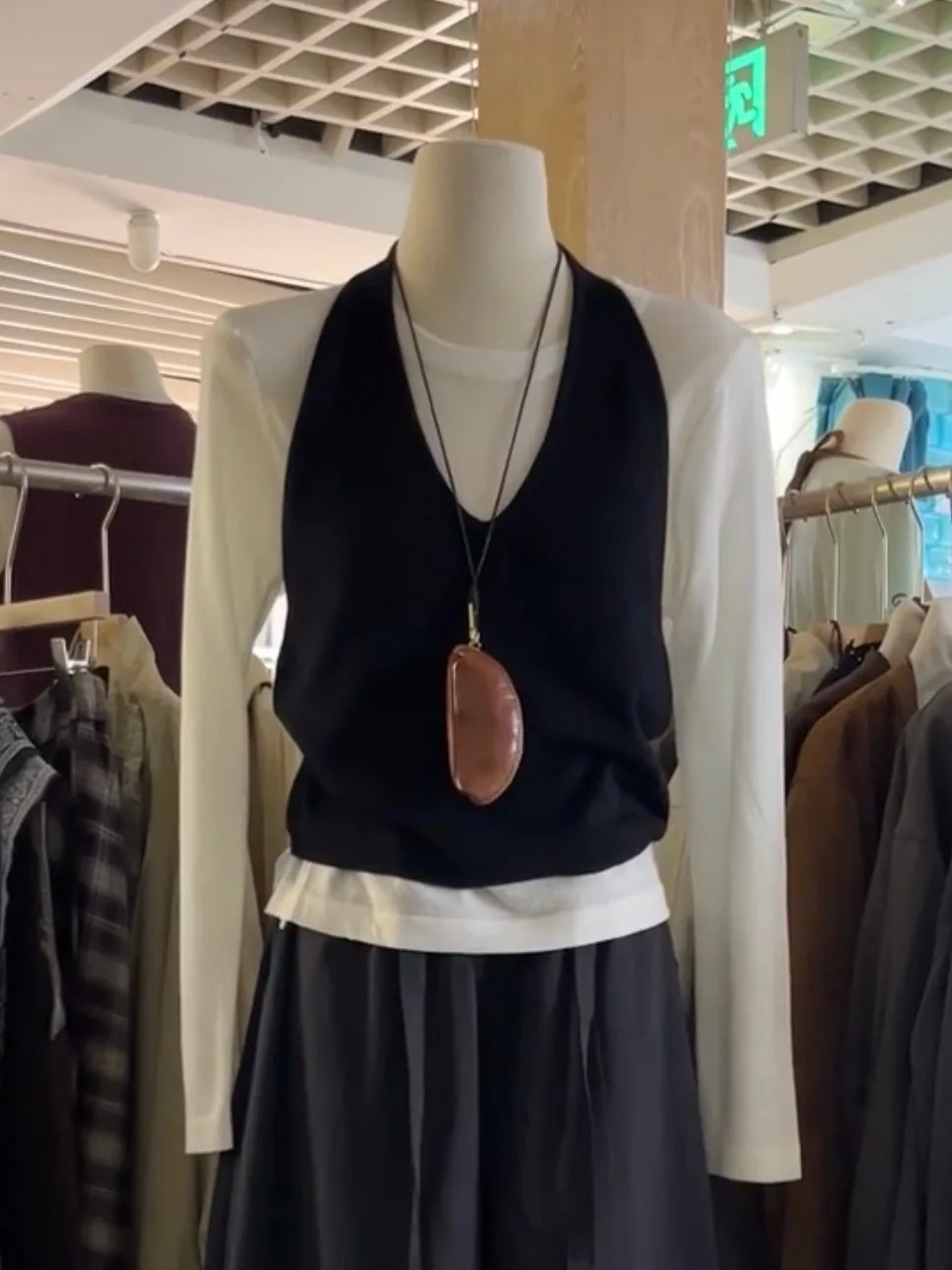 

Элегантный женский комплект: удлиненный жилет и топ, осенний повседневный стиль, однотонный вязаный наряд для молодых женщин