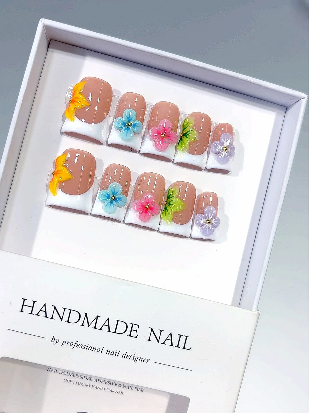 

Rainbow Floral Square Press on Nails（L291）