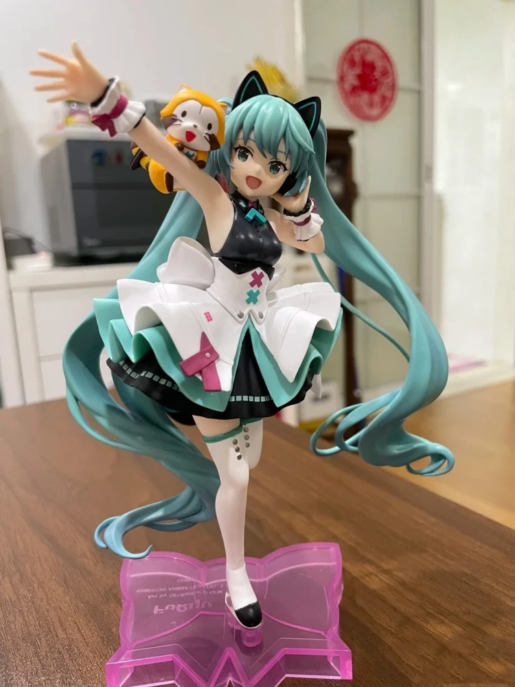 17cm-anime-hatsune-miku-figure-genuine-exceed-creative-vocaloid-action-figurine-model-dolls-desktop-decor-collector-girl-birthda