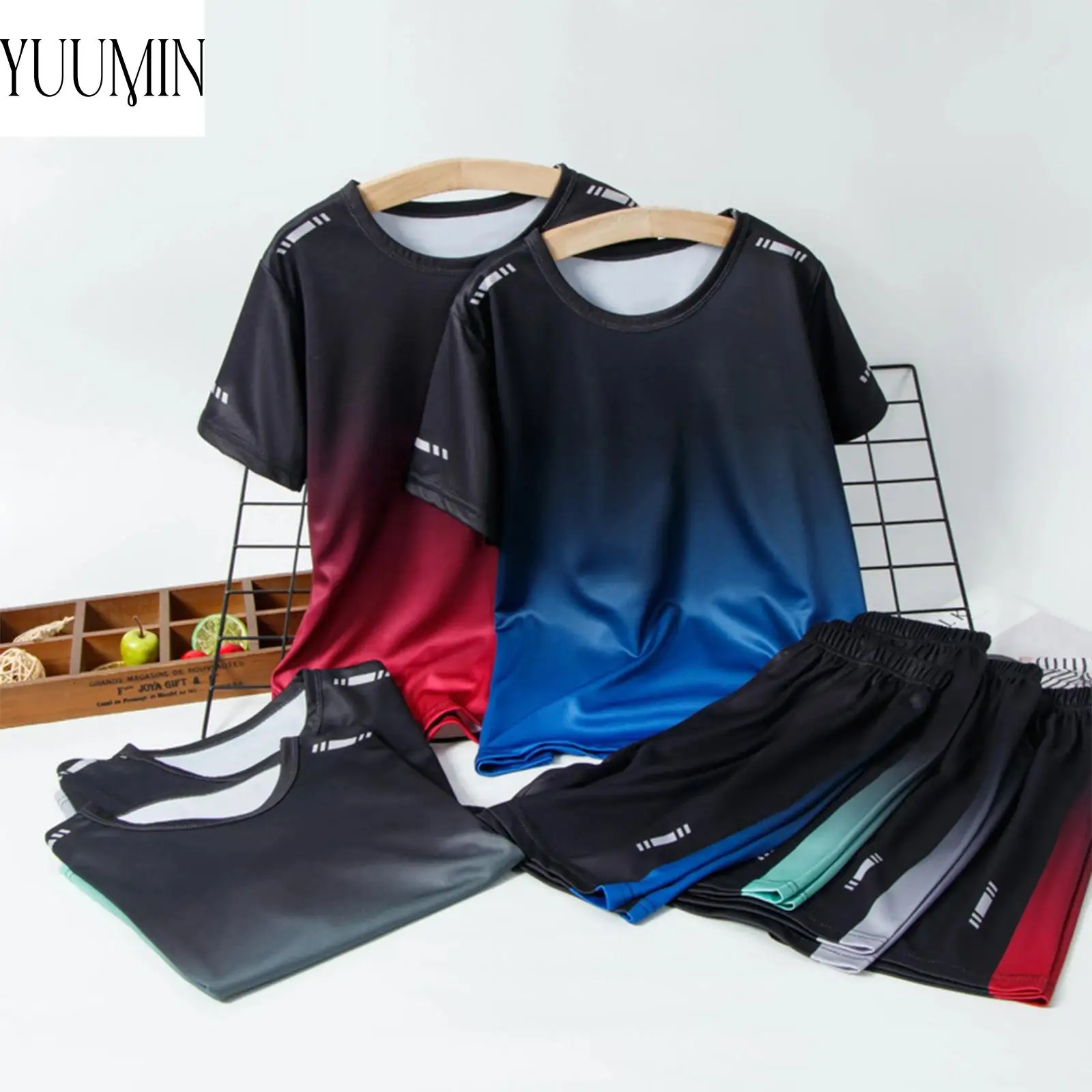 

New Boys Quick-Drying Sports Set Sportswear Short Sleeve Gradient T-shirt with Shorts for Kids Soccer Basketball Competition Set