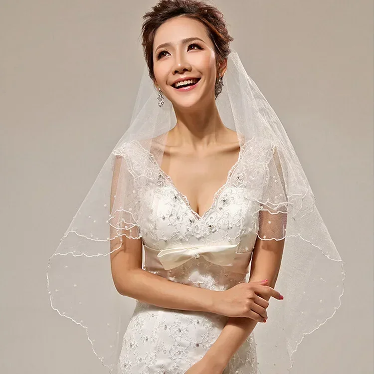 

White Ivory One Layers Bridal Veils Wedding Simple Beaded Short Women Veils
