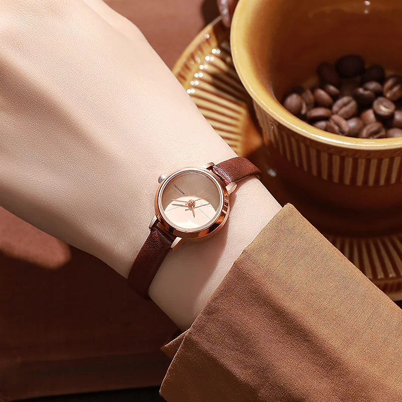 

Женские женские часы в стиле ретро, модные часы, мини-милое платье, браслет, кожаный подарок на день рождения для девочек
